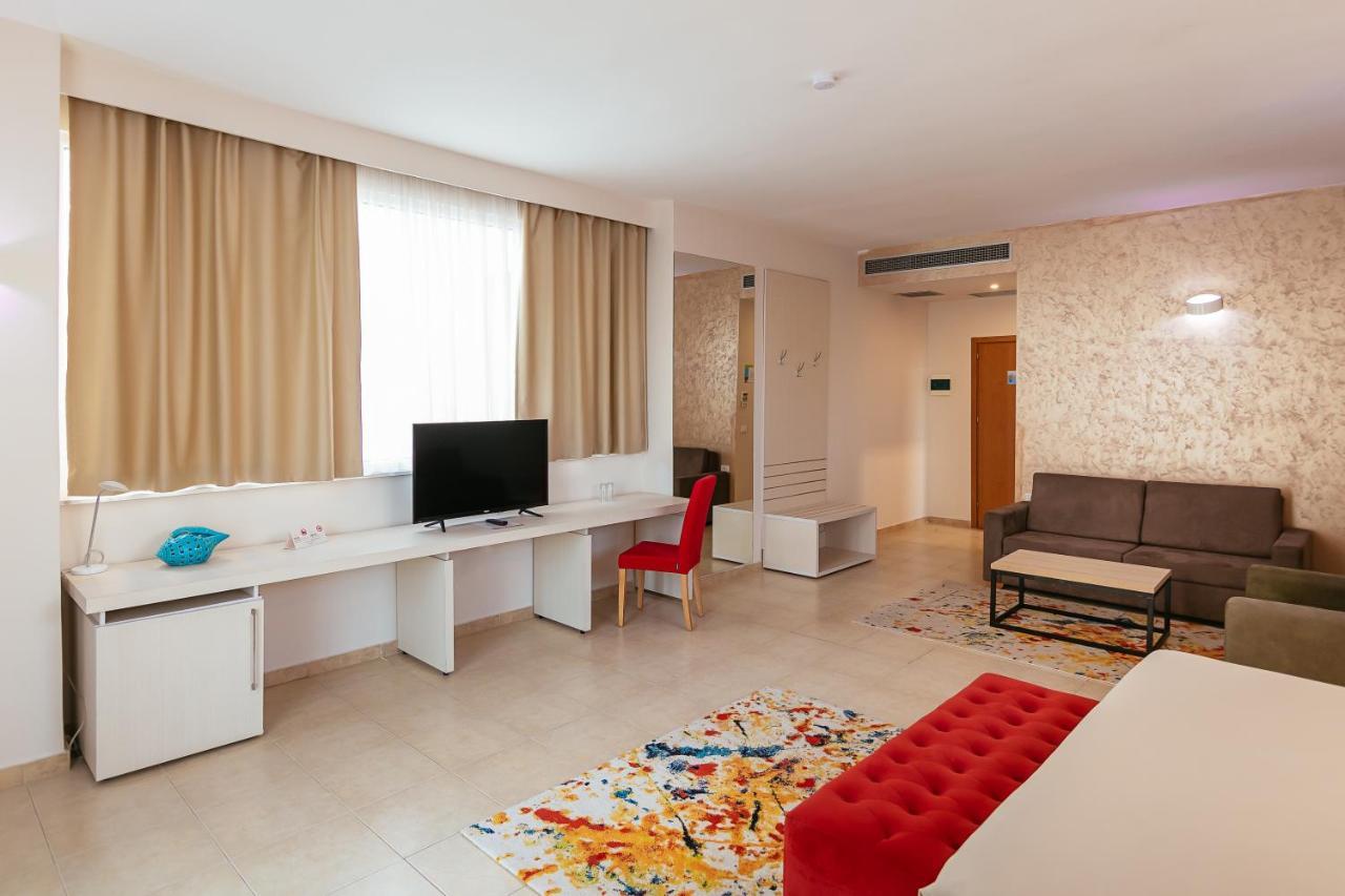 Horizont Hotel دراس المظهر الخارجي الصورة