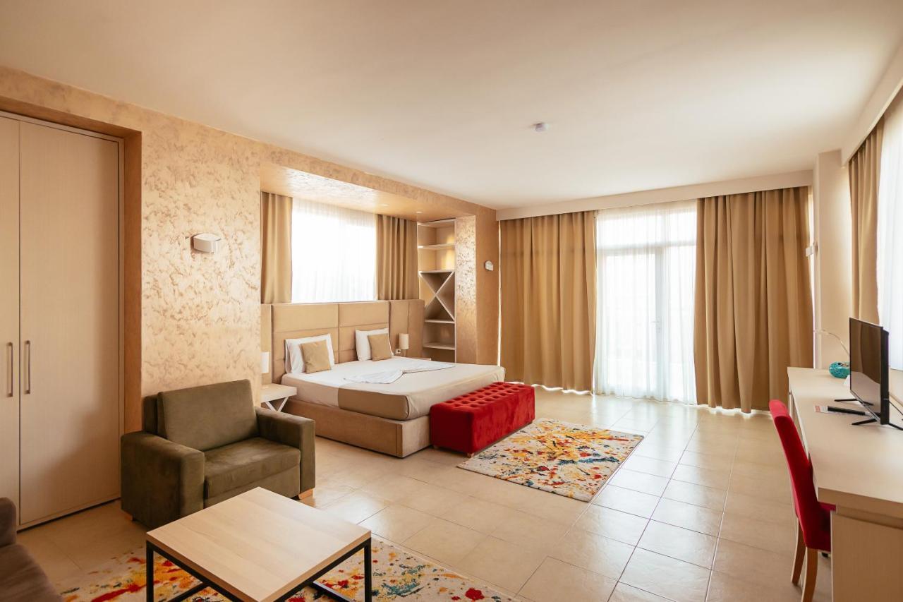 Horizont Hotel دراس المظهر الخارجي الصورة